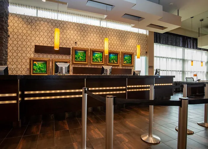 Sandman Signature Vancouver Airport & ResortAirport Hotel